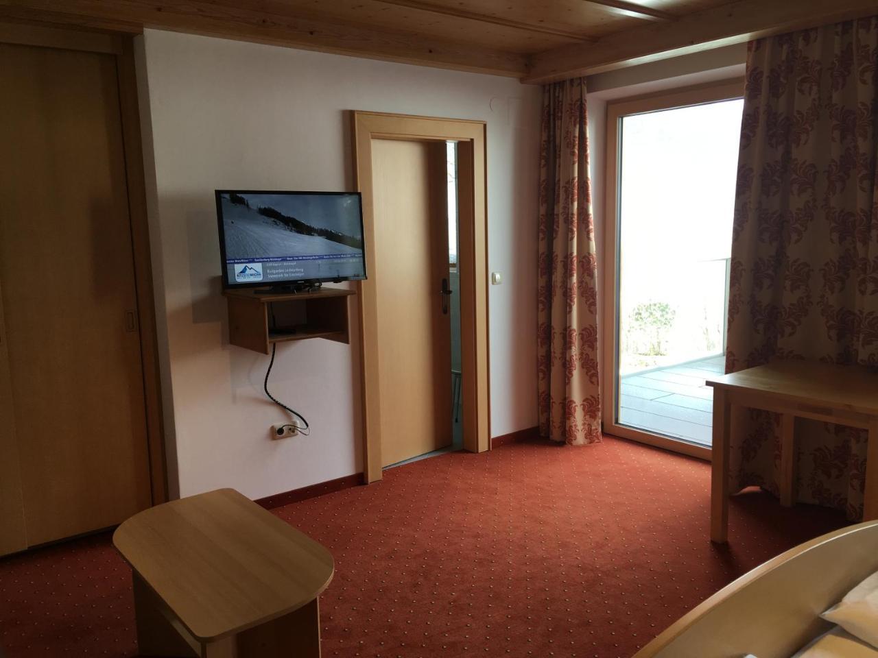 Pension Schlossberg Миттерзилль Экстерьер фото